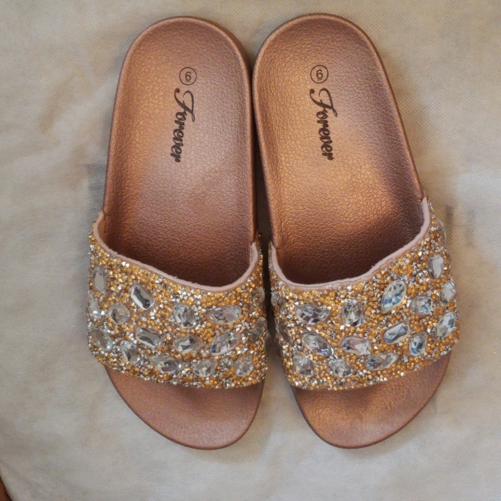 ROSE GOLD SLIDES